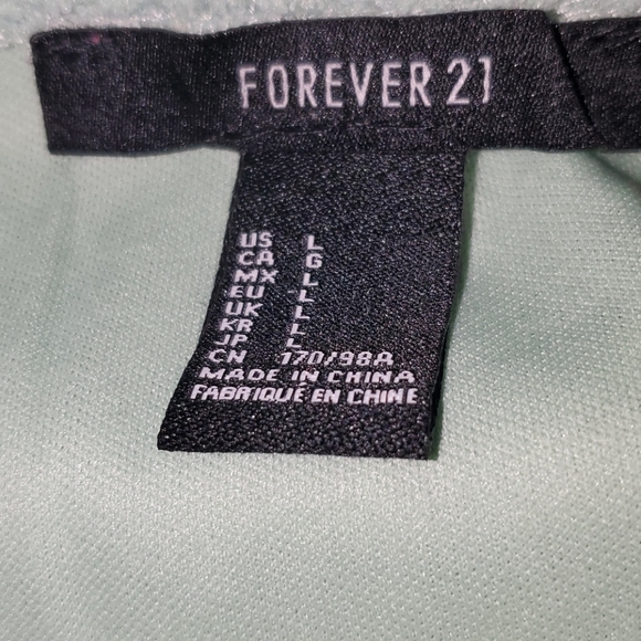 Forever 21 Mint Green crop top shirt sz large - Picture 3 of 3